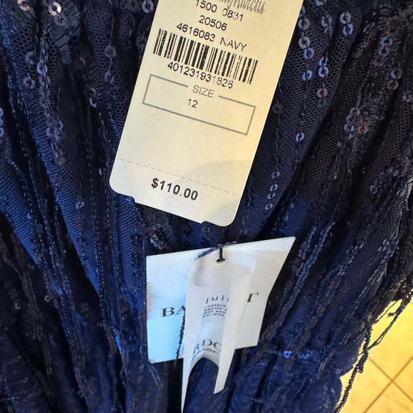 Dress - Picture 2 of 3